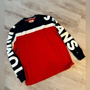 Long sleeve shirt